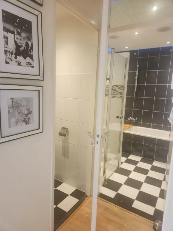 Foto van de Appartement gelegen aan de Waterlooplein in Amsterdam