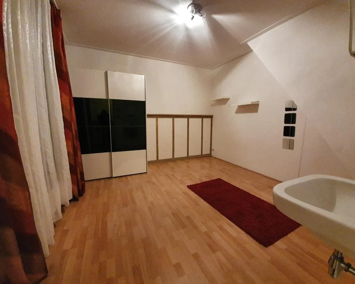 Foto van de Kamer gelegen aan de Willem Lorestraat in Leeuwarden