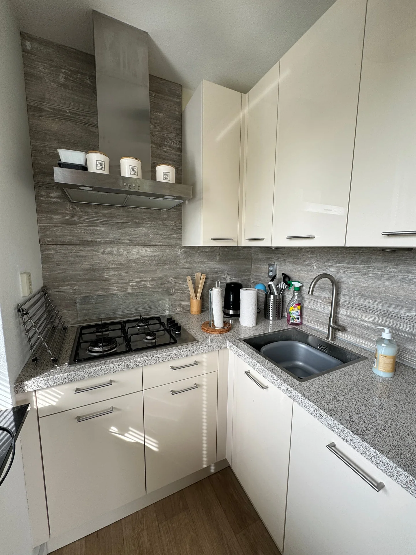 Foto van de Appartement gelegen aan de Prof. R. Casimirstraat in Amsterdam