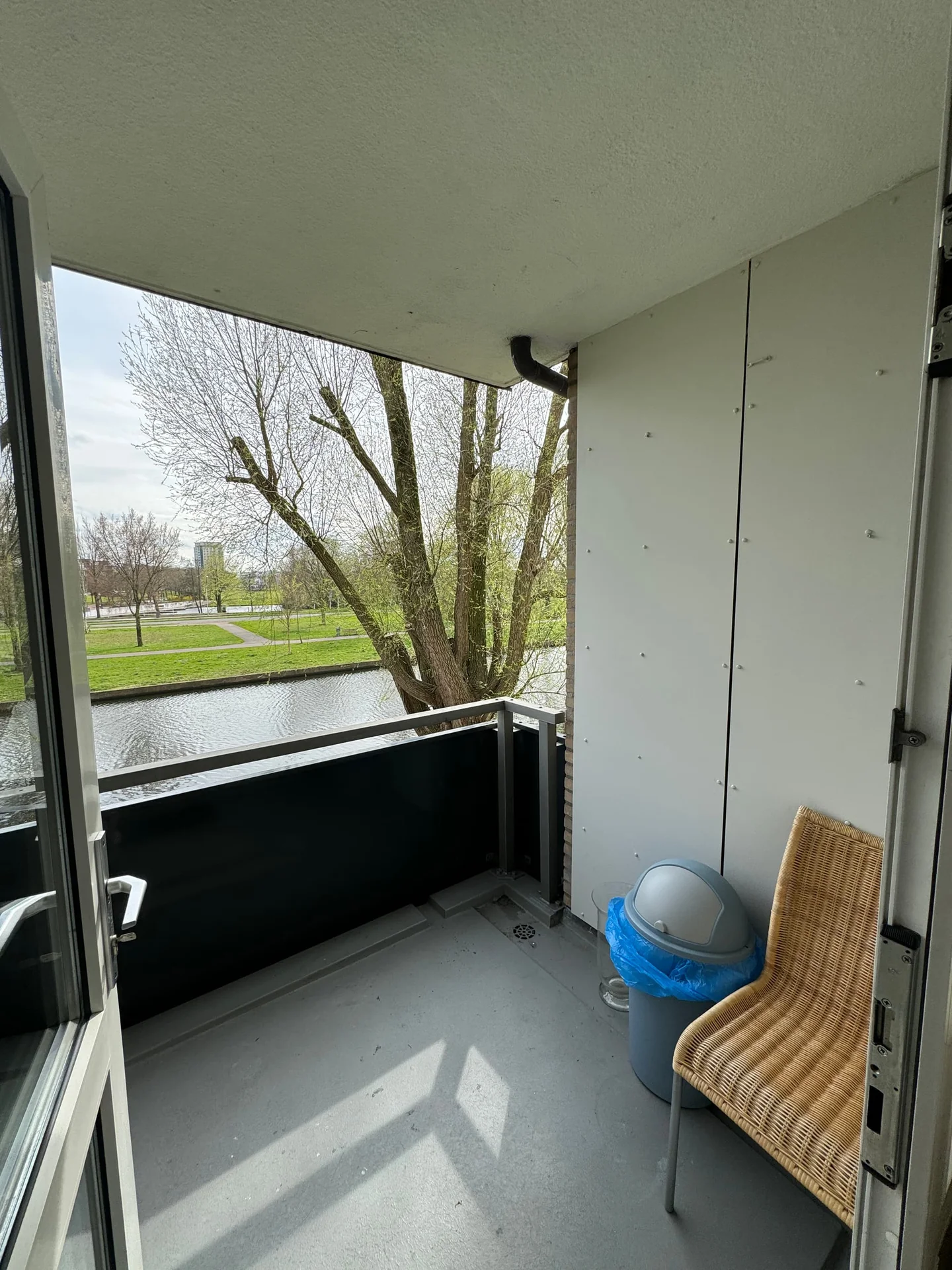 Foto van de Appartement gelegen aan de Prof. R. Casimirstraat in Amsterdam