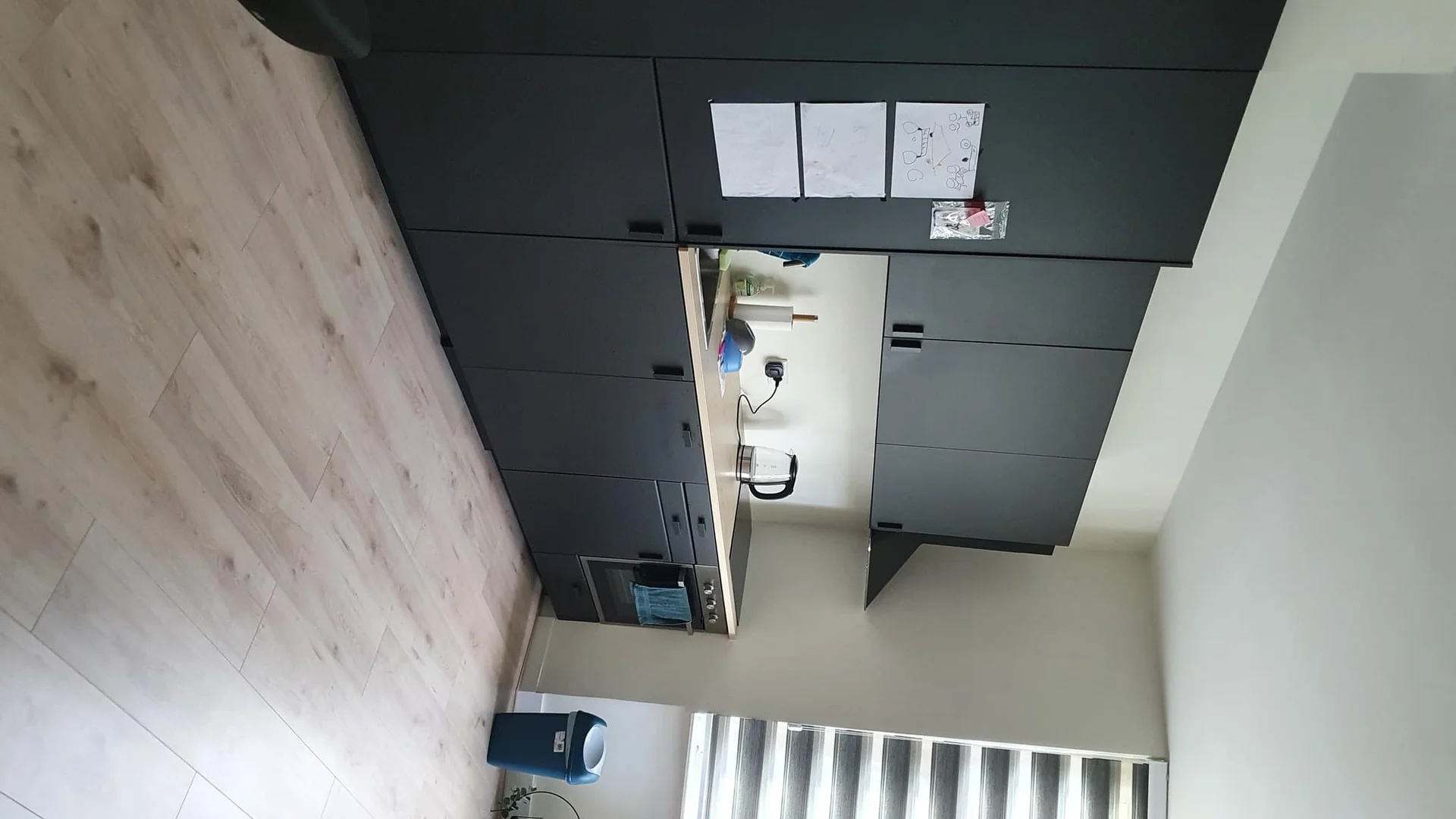 geblurde versie van de foto als achtergrond