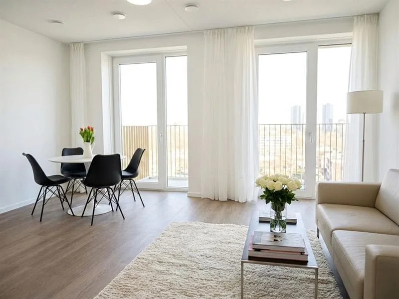 geblurde versie van de foto als achtergrond