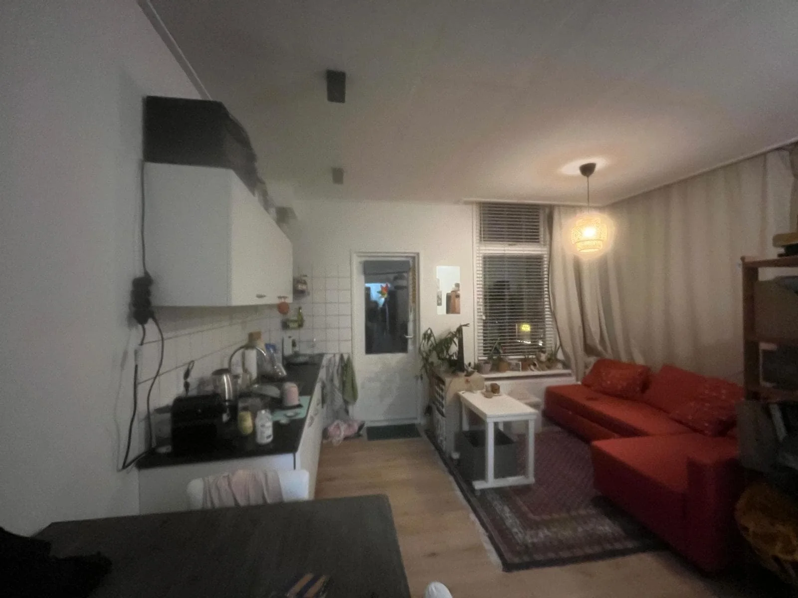 geblurde versie van de foto als achtergrond