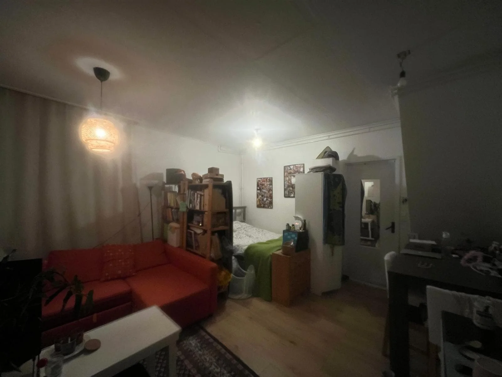 geblurde versie van de foto als achtergrond