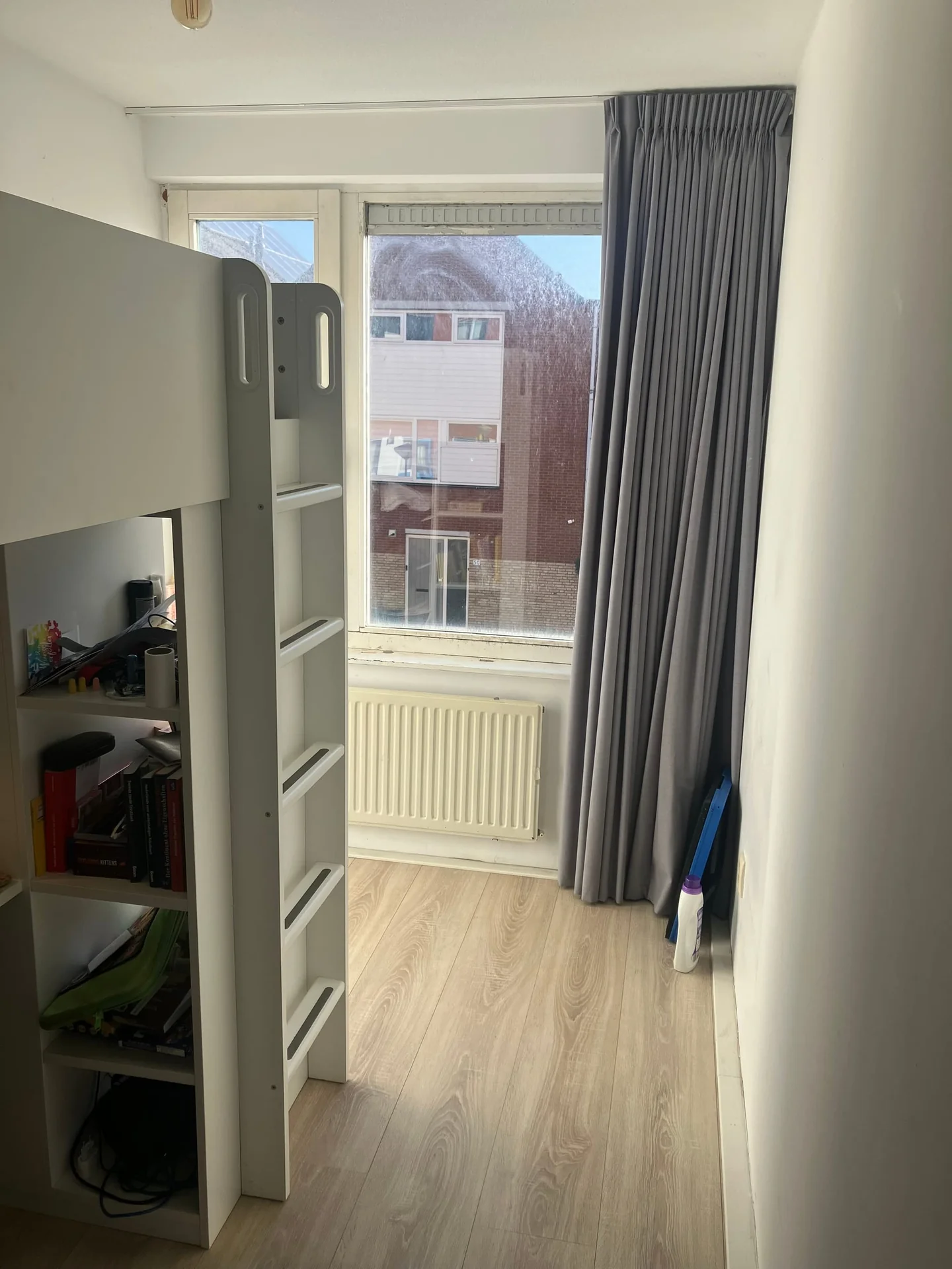 Foto van de Kamer gelegen aan de Thijssestraat in Den Haag