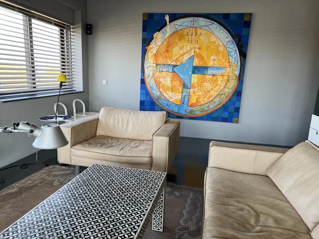 geblurde versie van de foto als achtergrond