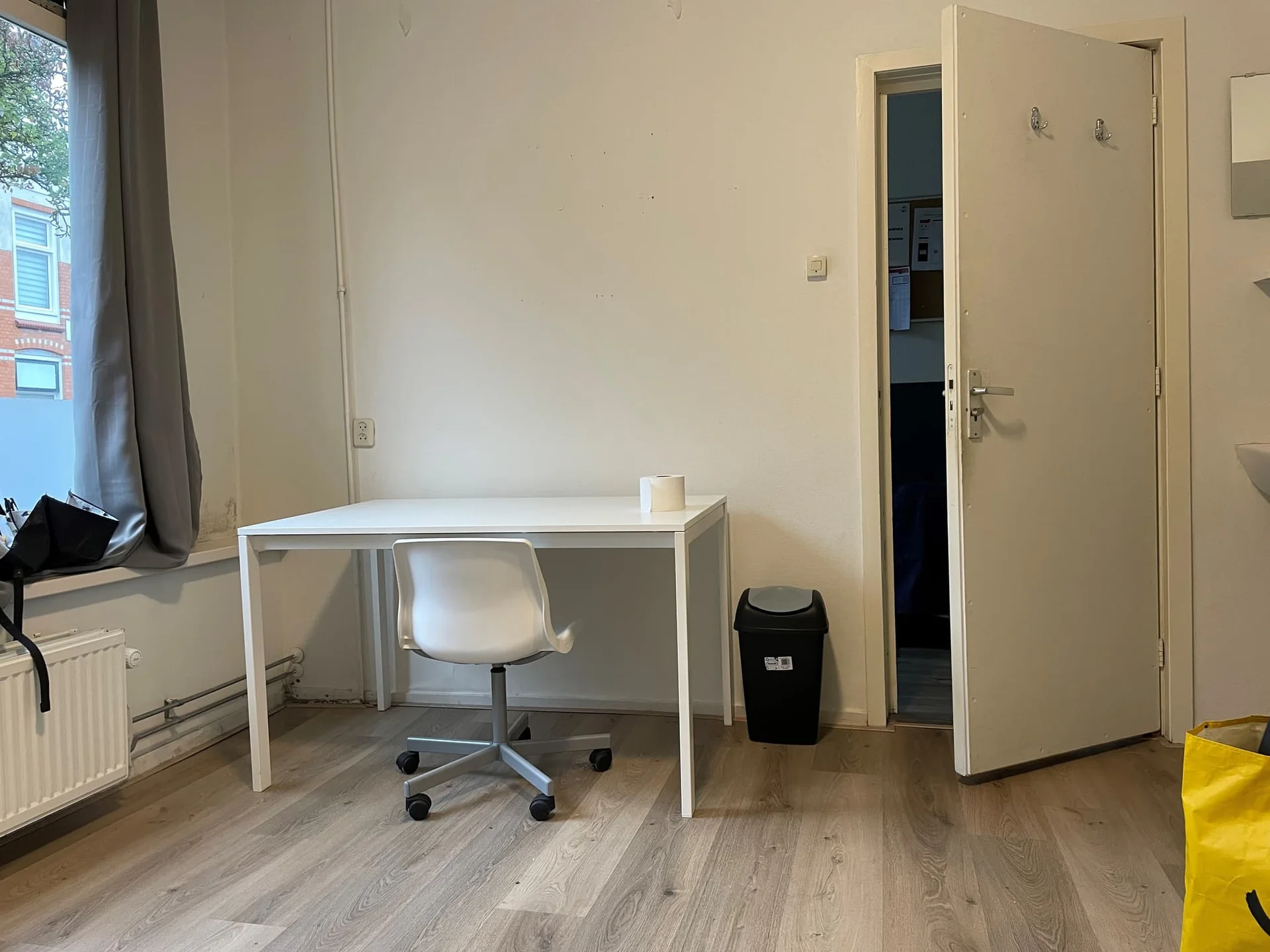 Foto van de Kamer gelegen aan de Gysbert Japicxstraat in Leeuwarden