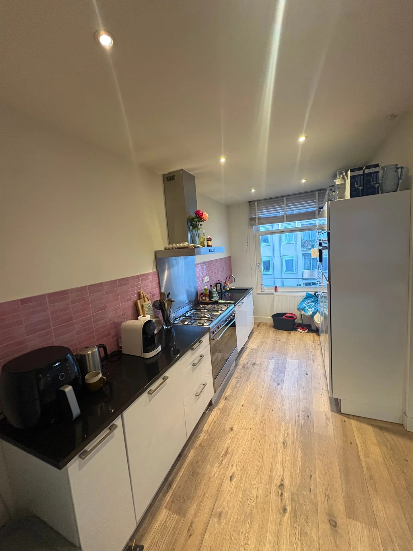 geblurde versie van de foto als achtergrond