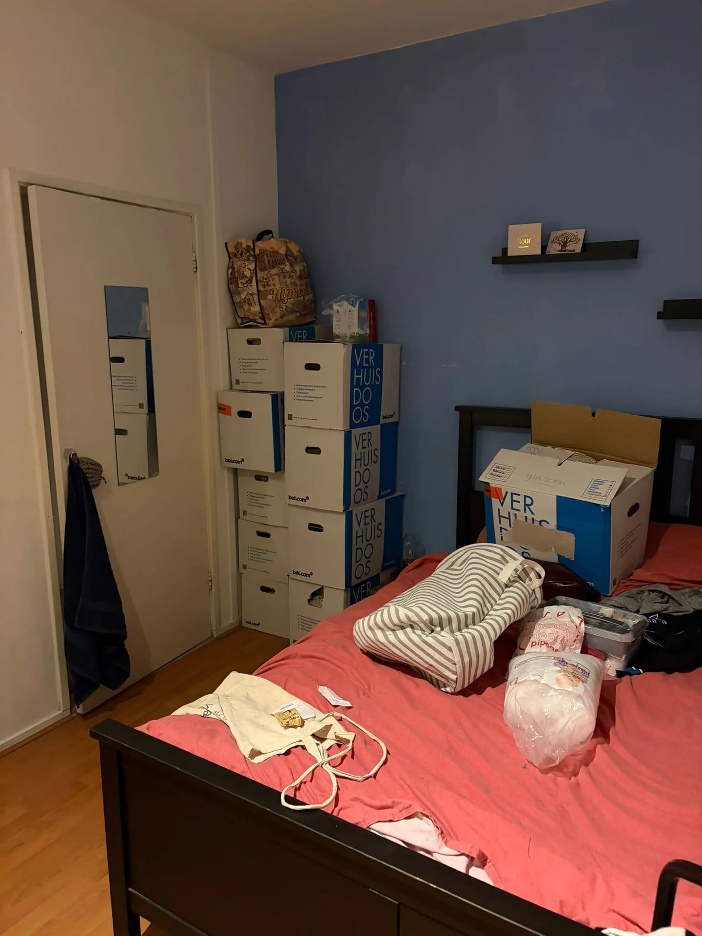 geblurde versie van de foto als achtergrond