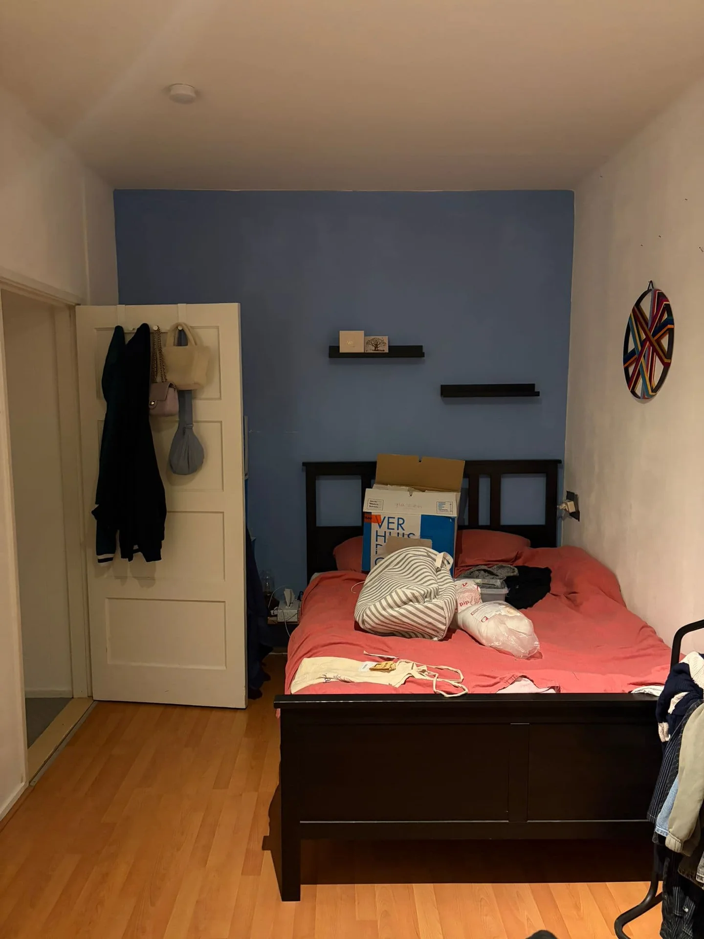 geblurde versie van de foto als achtergrond