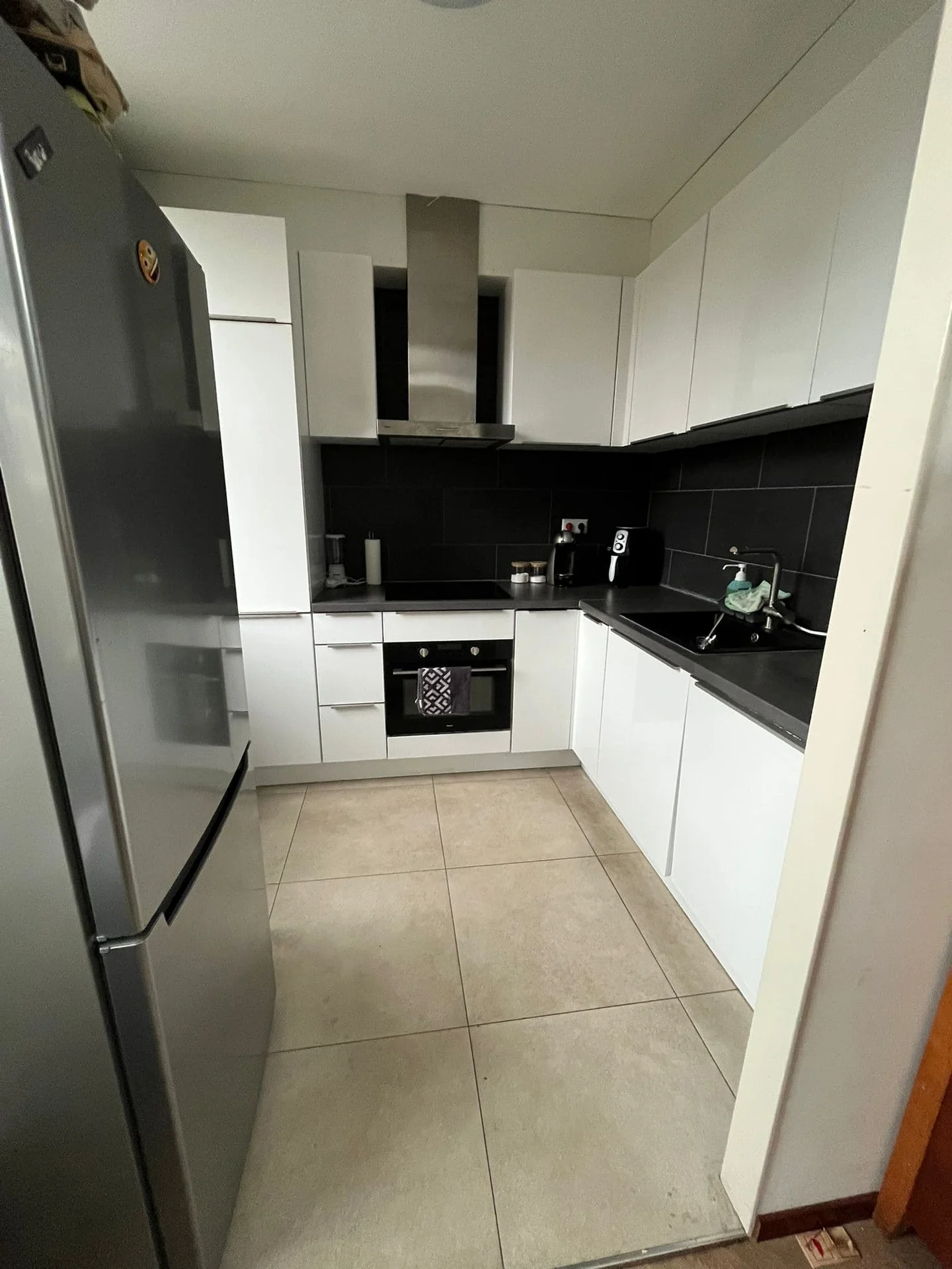 geblurde versie van de foto als achtergrond