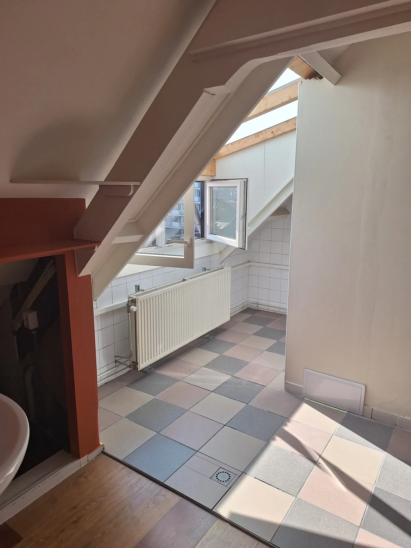 geblurde versie van de foto als achtergrond