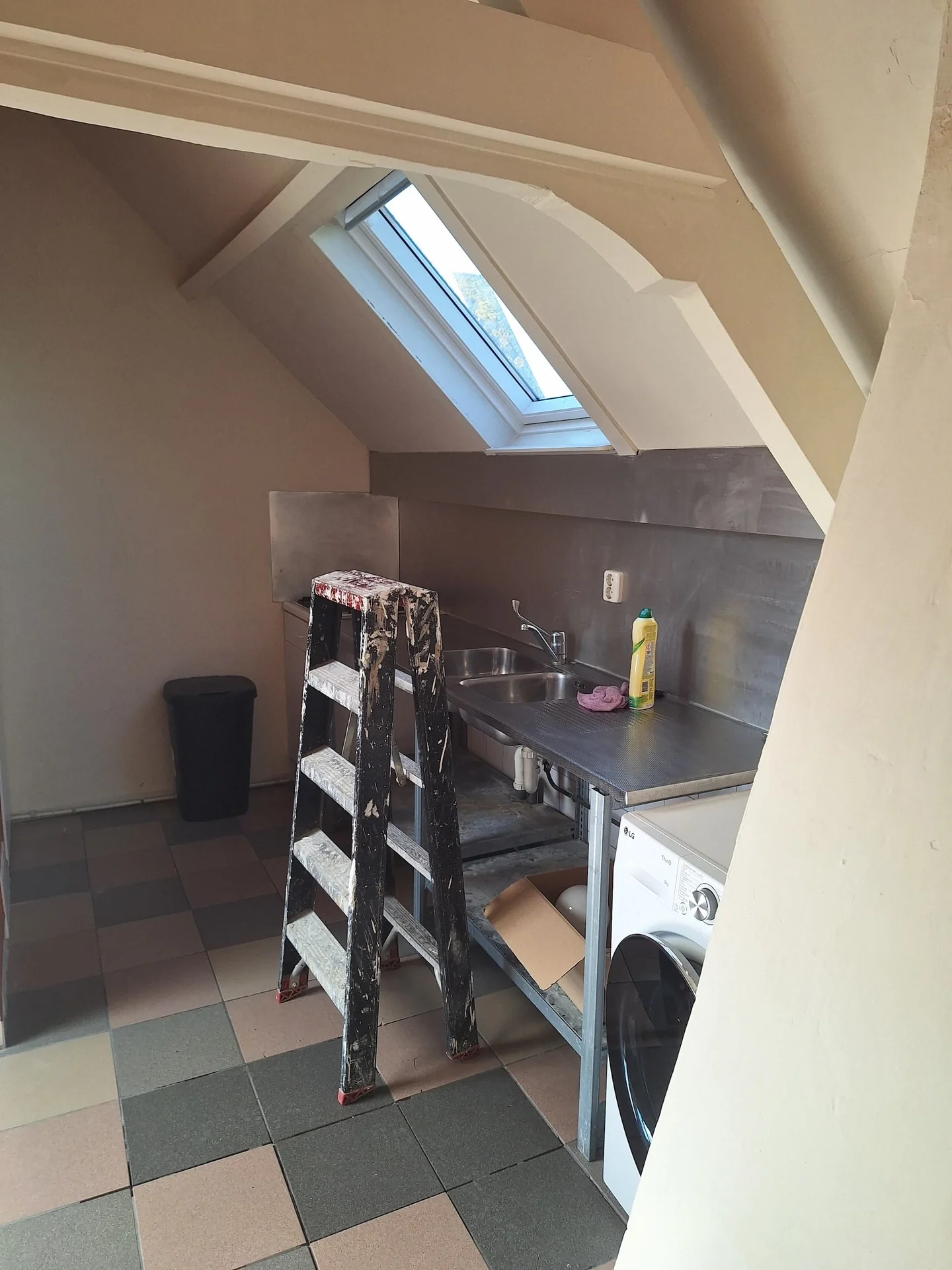 geblurde versie van de foto als achtergrond