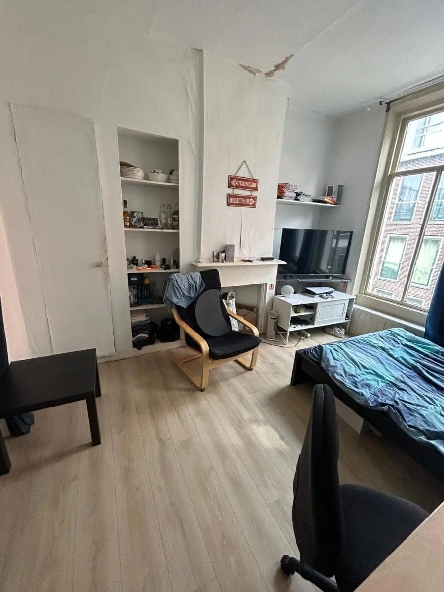 geblurde versie van de foto als achtergrond