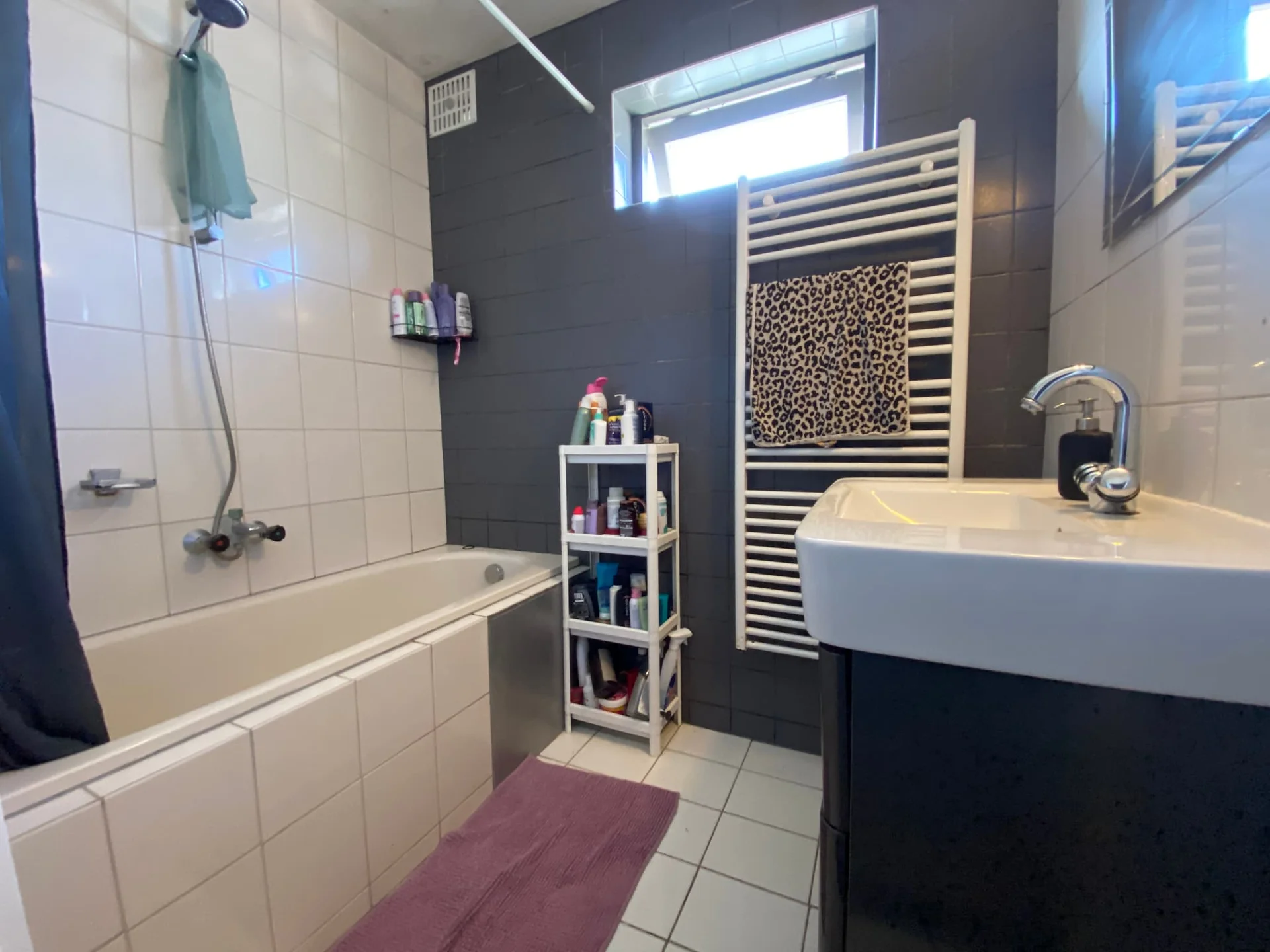 Foto van de Kamer gelegen aan de Mercuriusstraat in Groningen