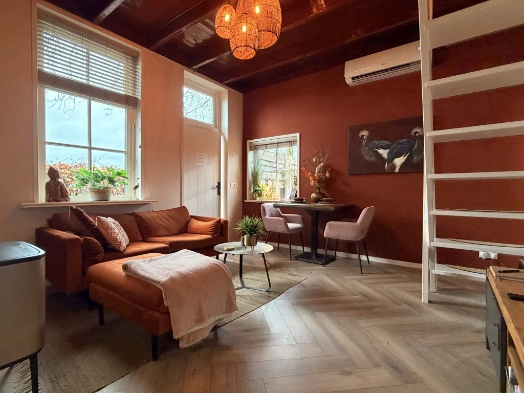 geblurde versie van de foto als achtergrond