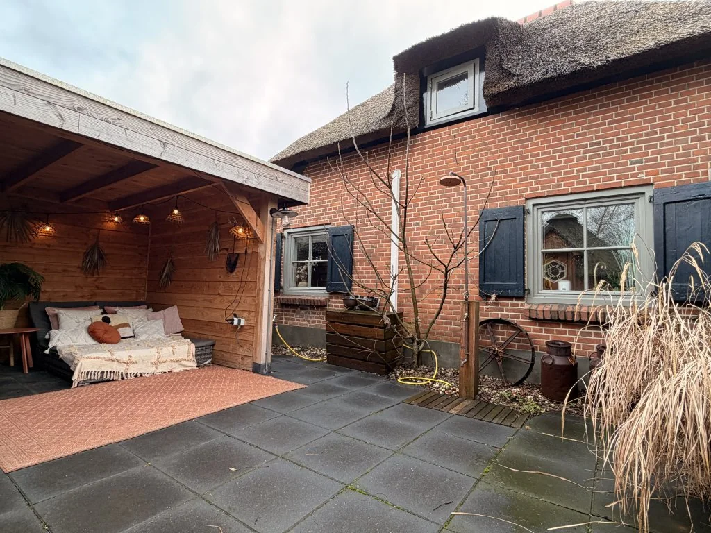 geblurde versie van de foto als achtergrond