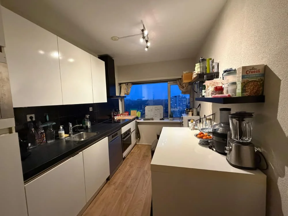 geblurde versie van de foto als achtergrond