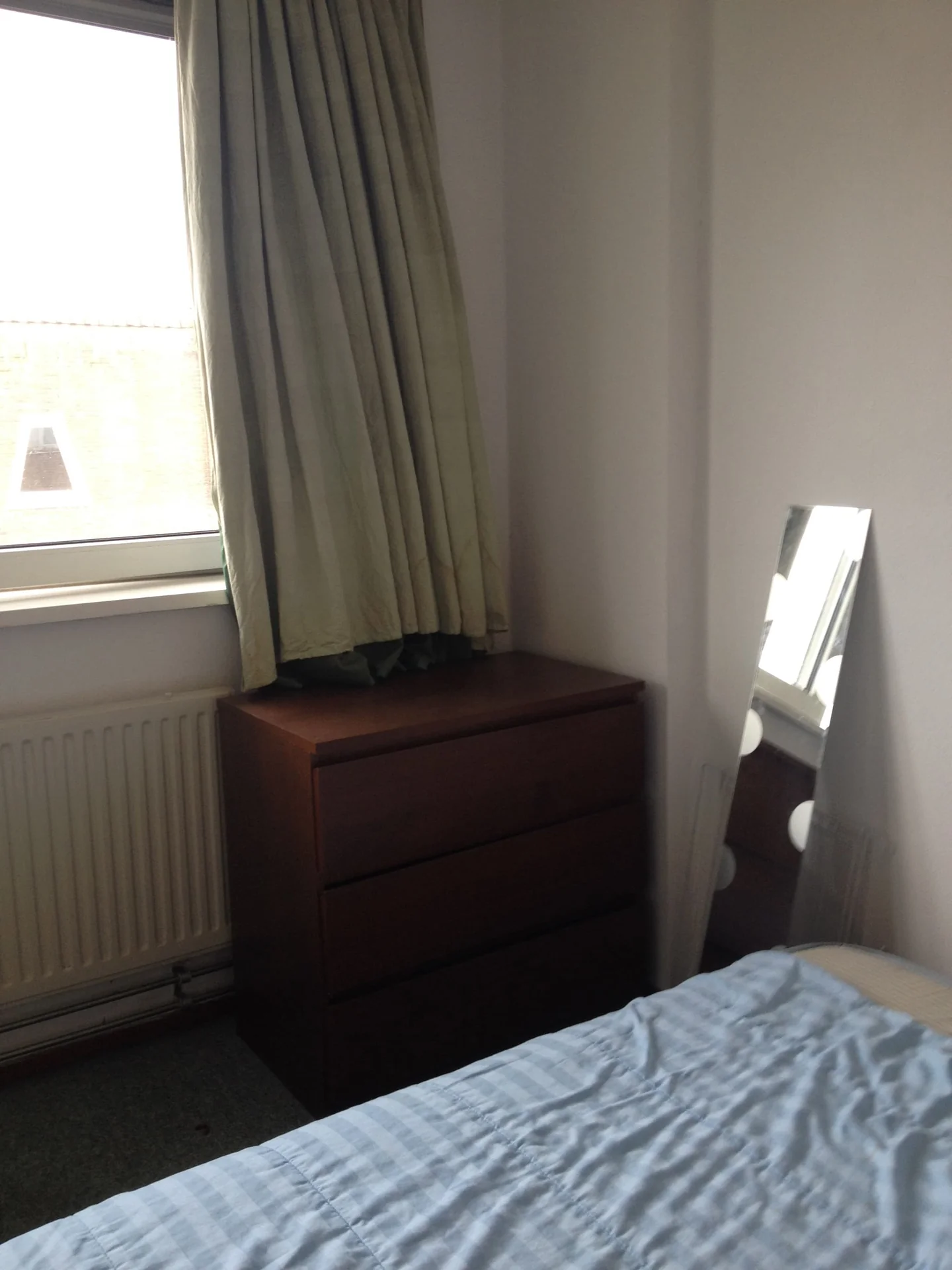 Foto van de Kamer gelegen aan de Christiaan de Wetstraat in Amsterdam