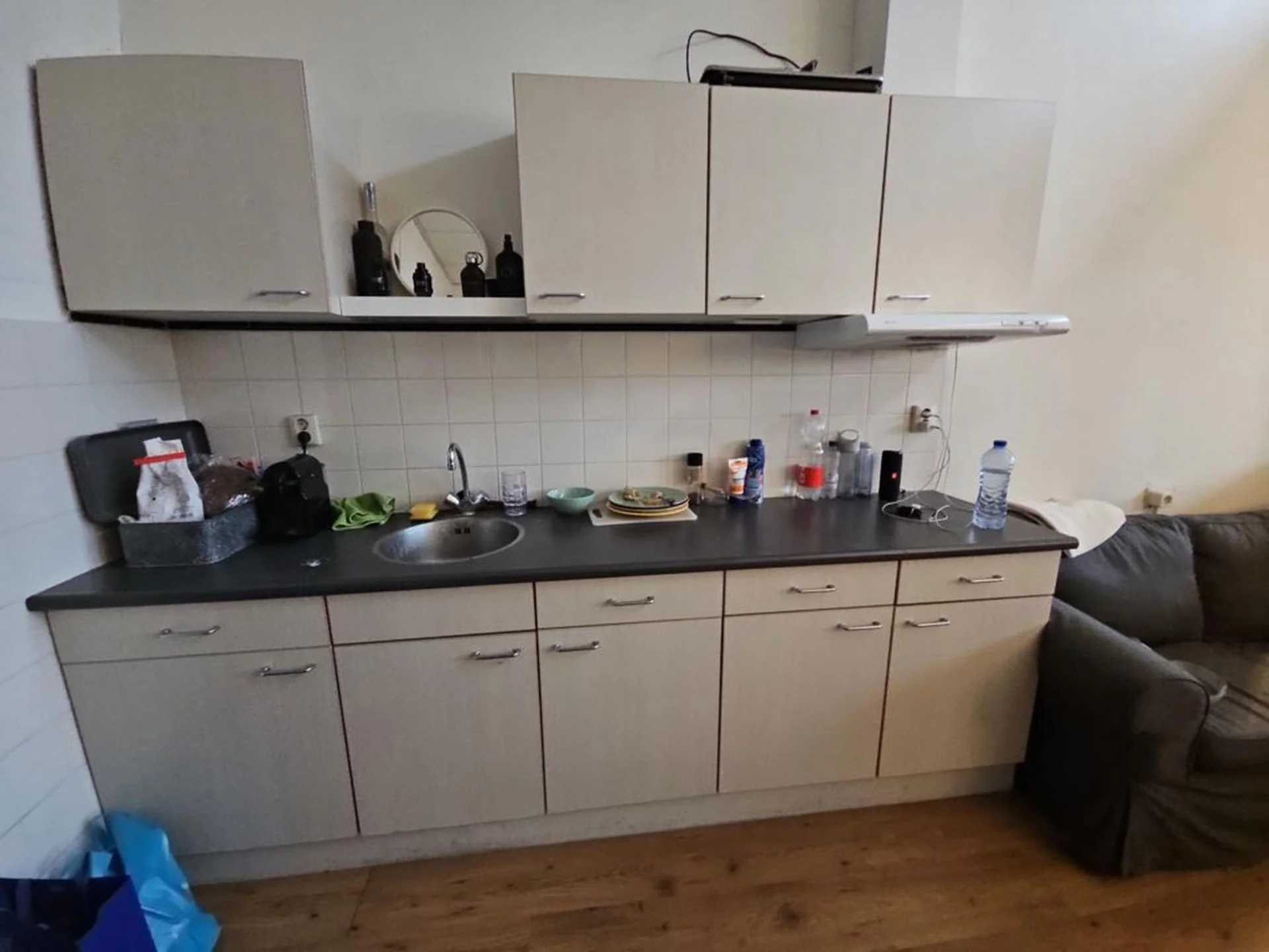 Foto van de Kamer gelegen aan de Herebinnensingel in Groningen