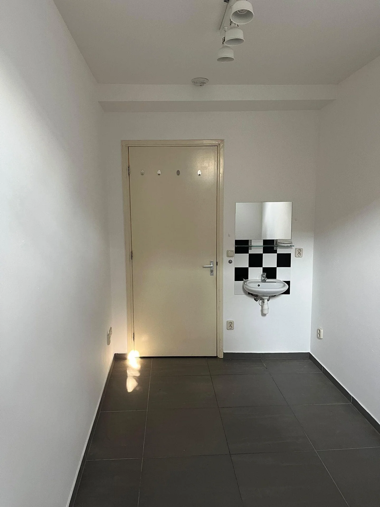 Foto van de Kamer gelegen aan de Van Kerckhoffstraat in Groningen