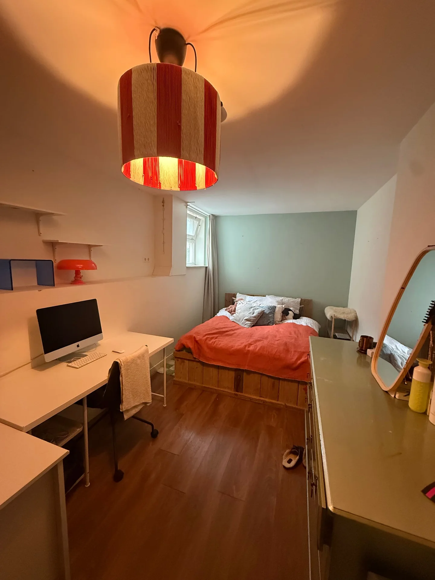Foto van de Kamer gelegen aan de Beukenweg in Amsterdam