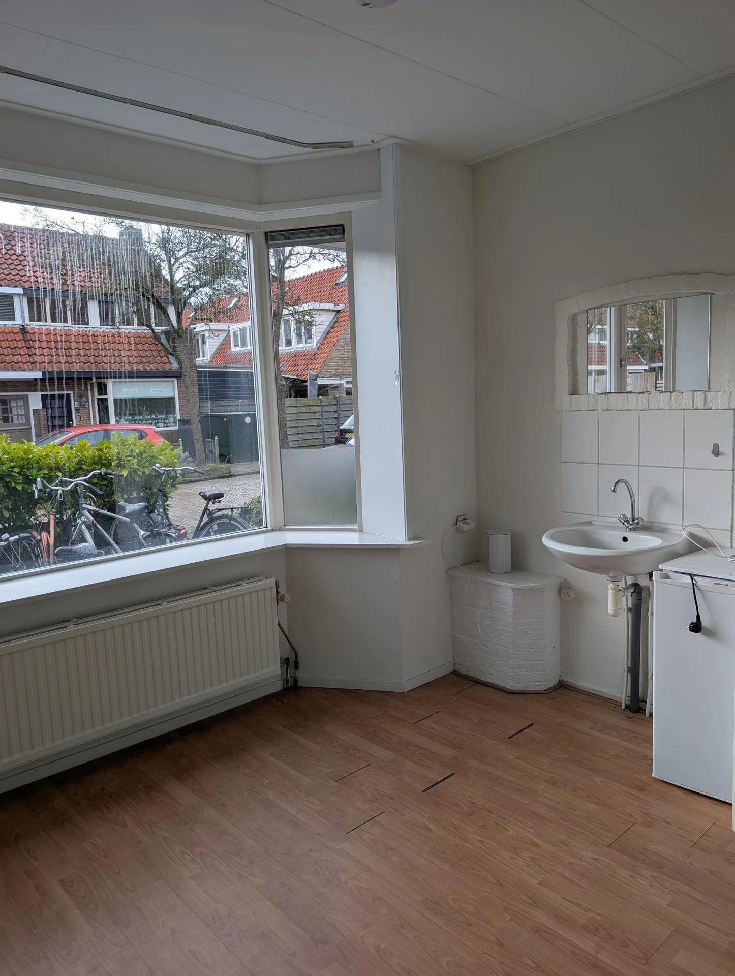 Foto van de Kamer gelegen aan de Dahliastraat in Leeuwarden