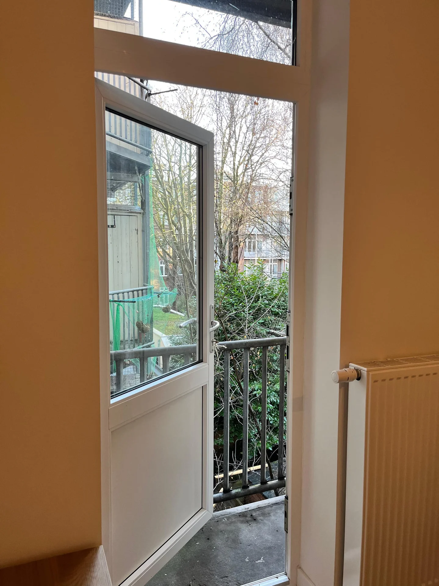 Foto van de Kamer gelegen aan de Pieter van der Doesstraat in Amsterdam