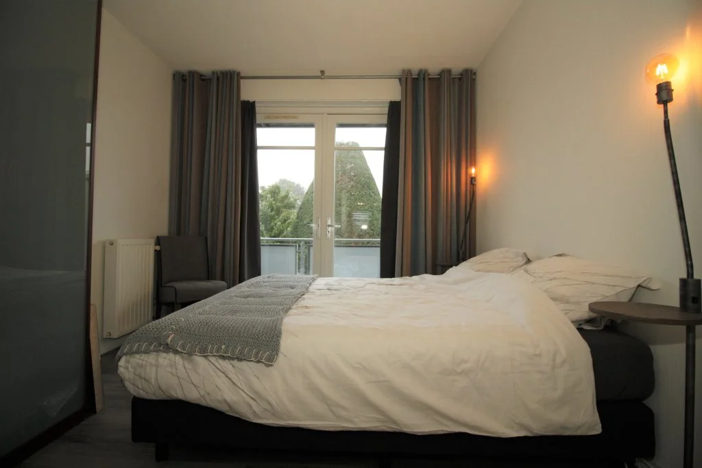 geblurde versie van de foto als achtergrond