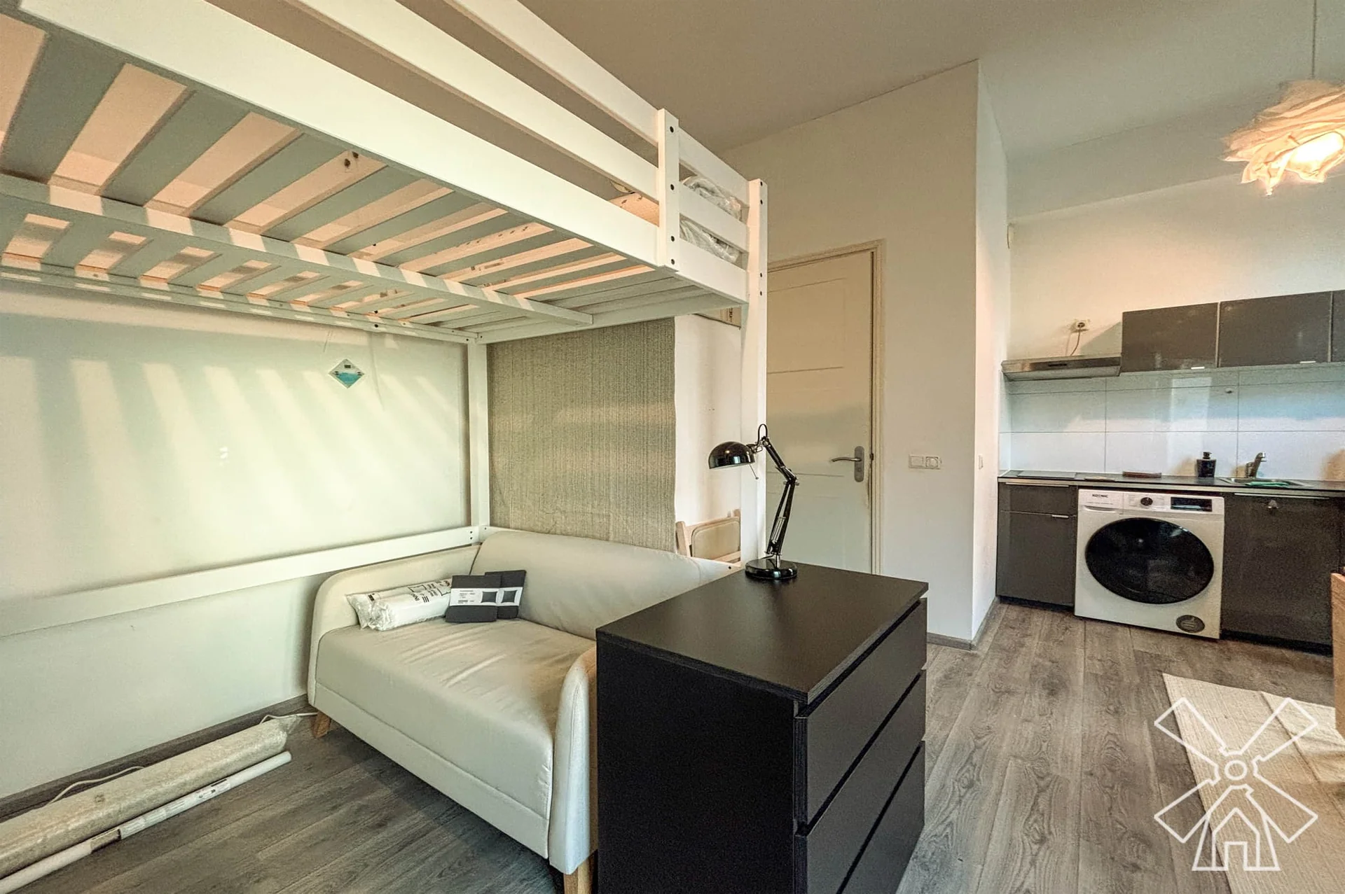 Foto van de Studio gelegen aan de Gouwestraat in Den Haag