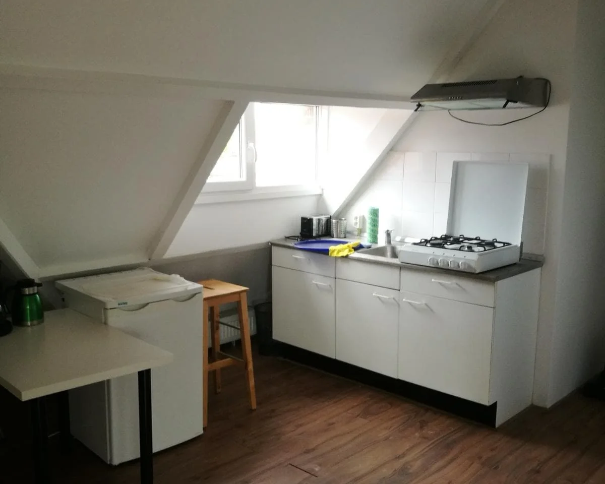 Foto van de Studio gelegen aan de Paets van Troostwijkstraat in Den Haag