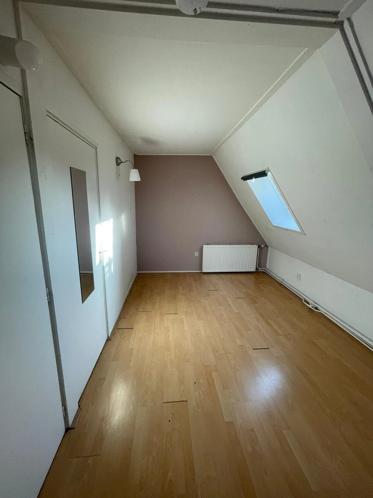 Foto van de Kamer gelegen aan de Helper Westsingel in Groningen