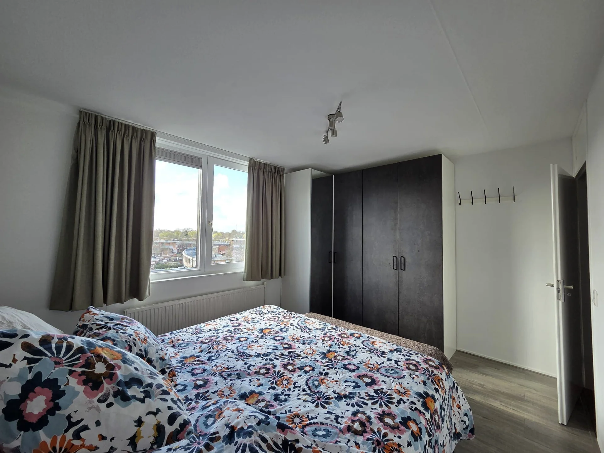 Foto van de Kamer gelegen aan de Leuvenstraat in Amsterdam