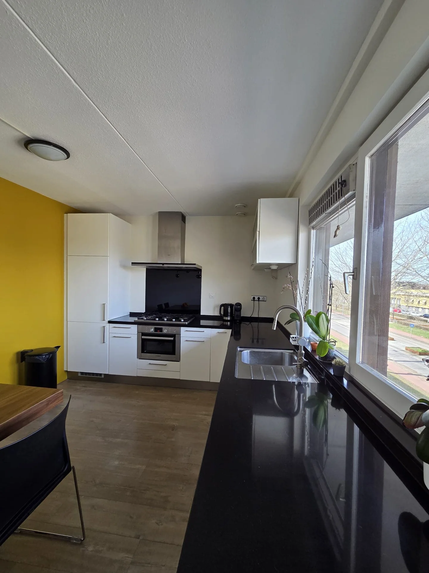 Foto van de Kamer gelegen aan de Leuvenstraat in Amsterdam