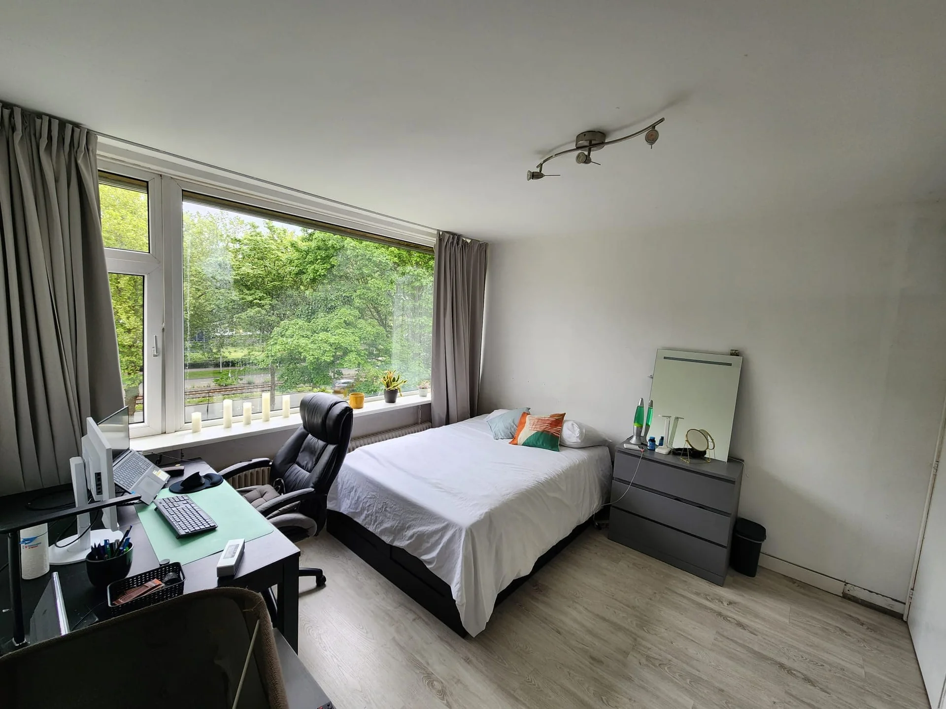 Foto van de Kamer gelegen aan de Eisenhowerlaan in Utrecht