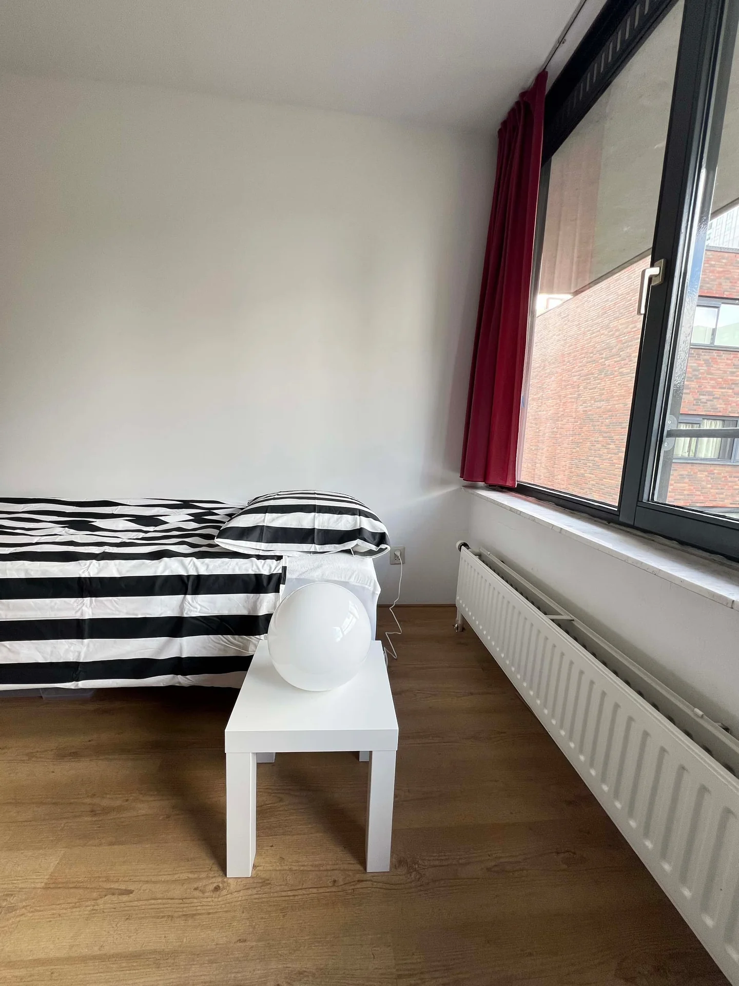 Foto van de Kamer gelegen aan de Lodewijk Pincoffsweg in Rotterdam