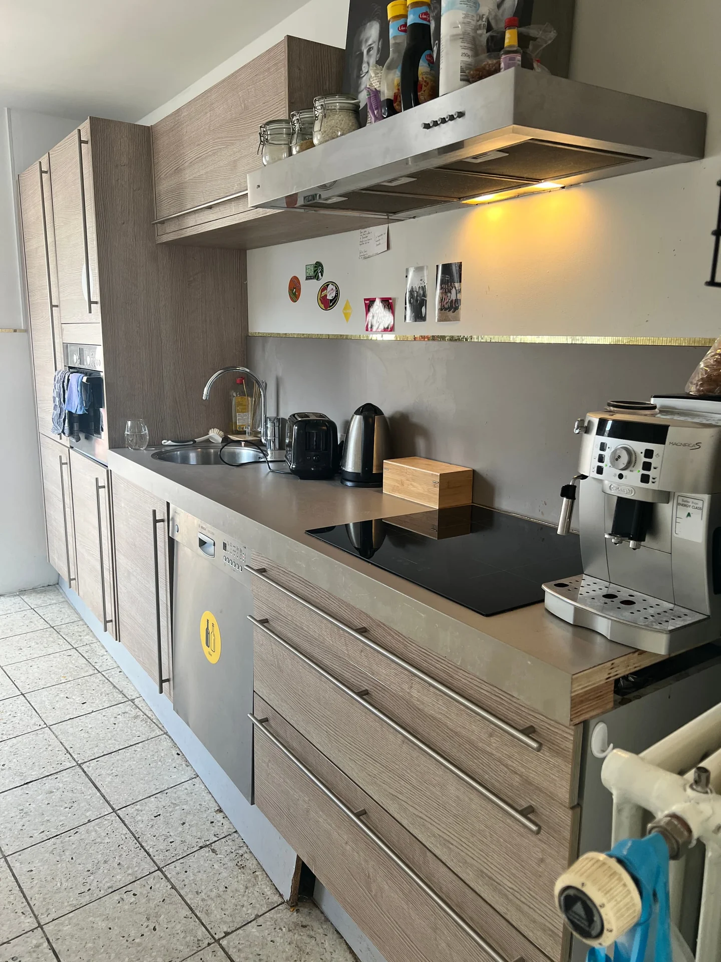 geblurde versie van de foto als achtergrond