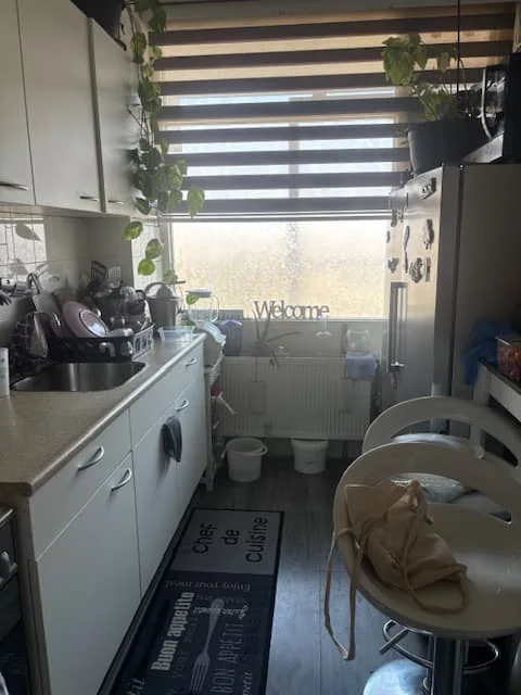 geblurde versie van de foto als achtergrond