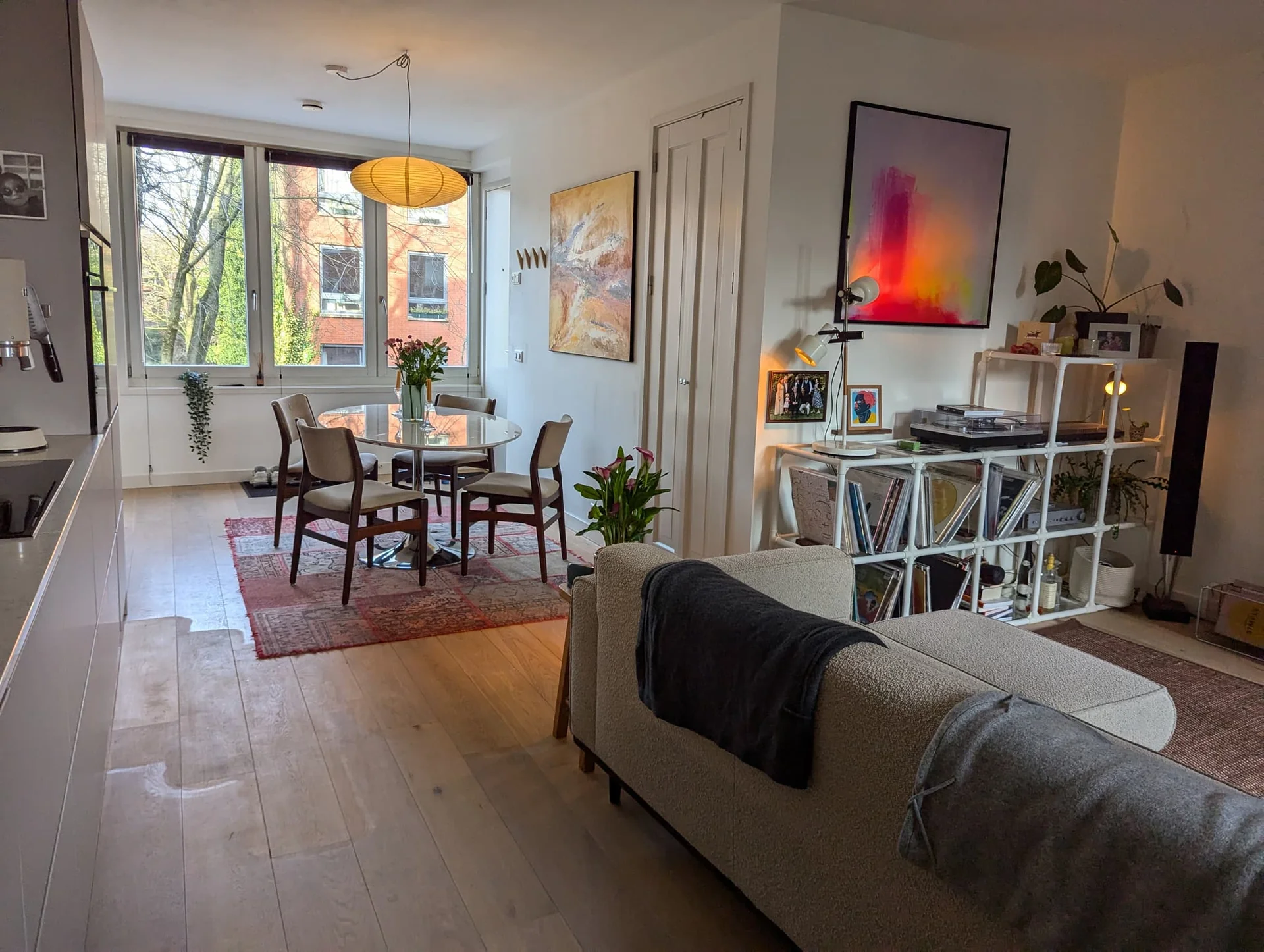 Foto van de Kamer gelegen aan de Van Hogendorpstraat in Amsterdam