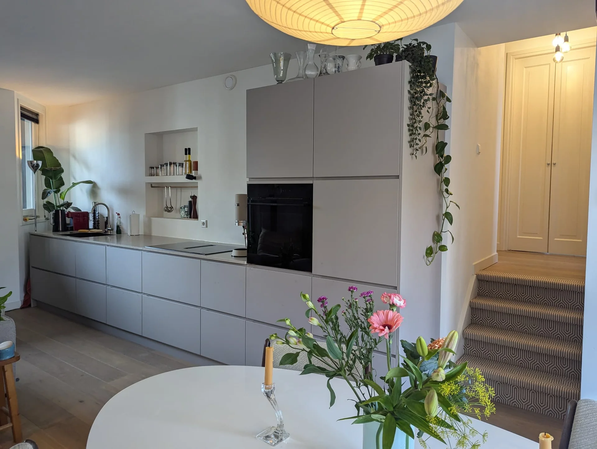 Foto van de Kamer gelegen aan de Van Hogendorpstraat in Amsterdam