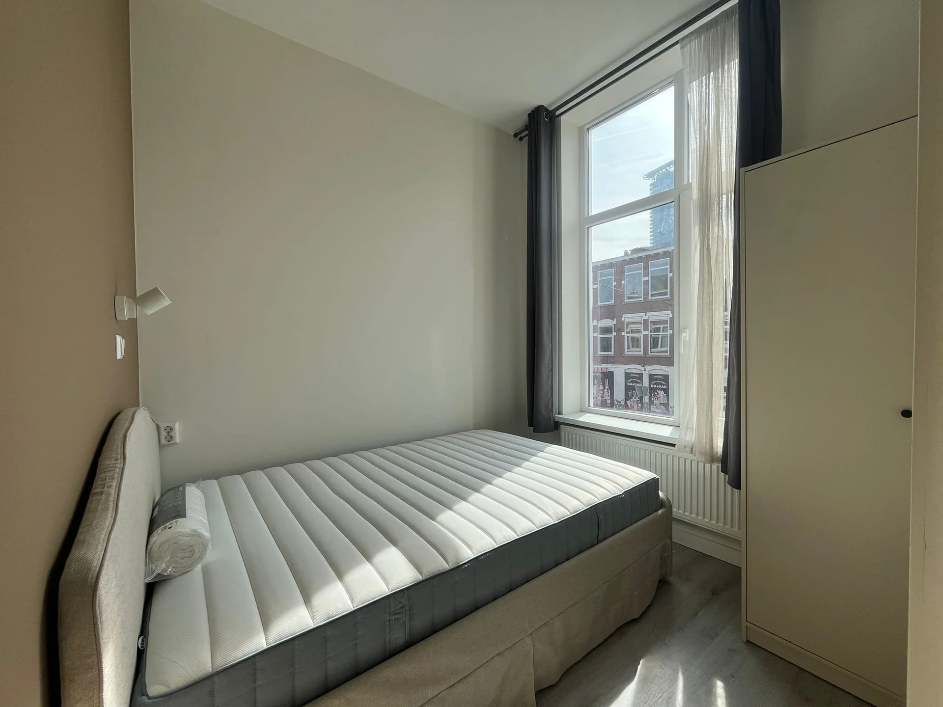 Foto van de Kamer gelegen aan de Pletterijstraat in Den Haag