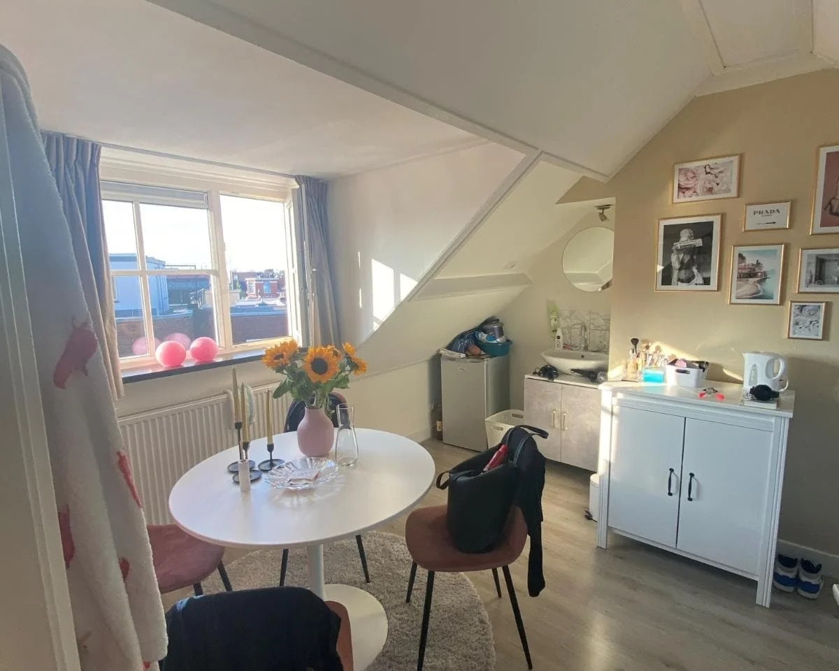 geblurde versie van de foto als achtergrond