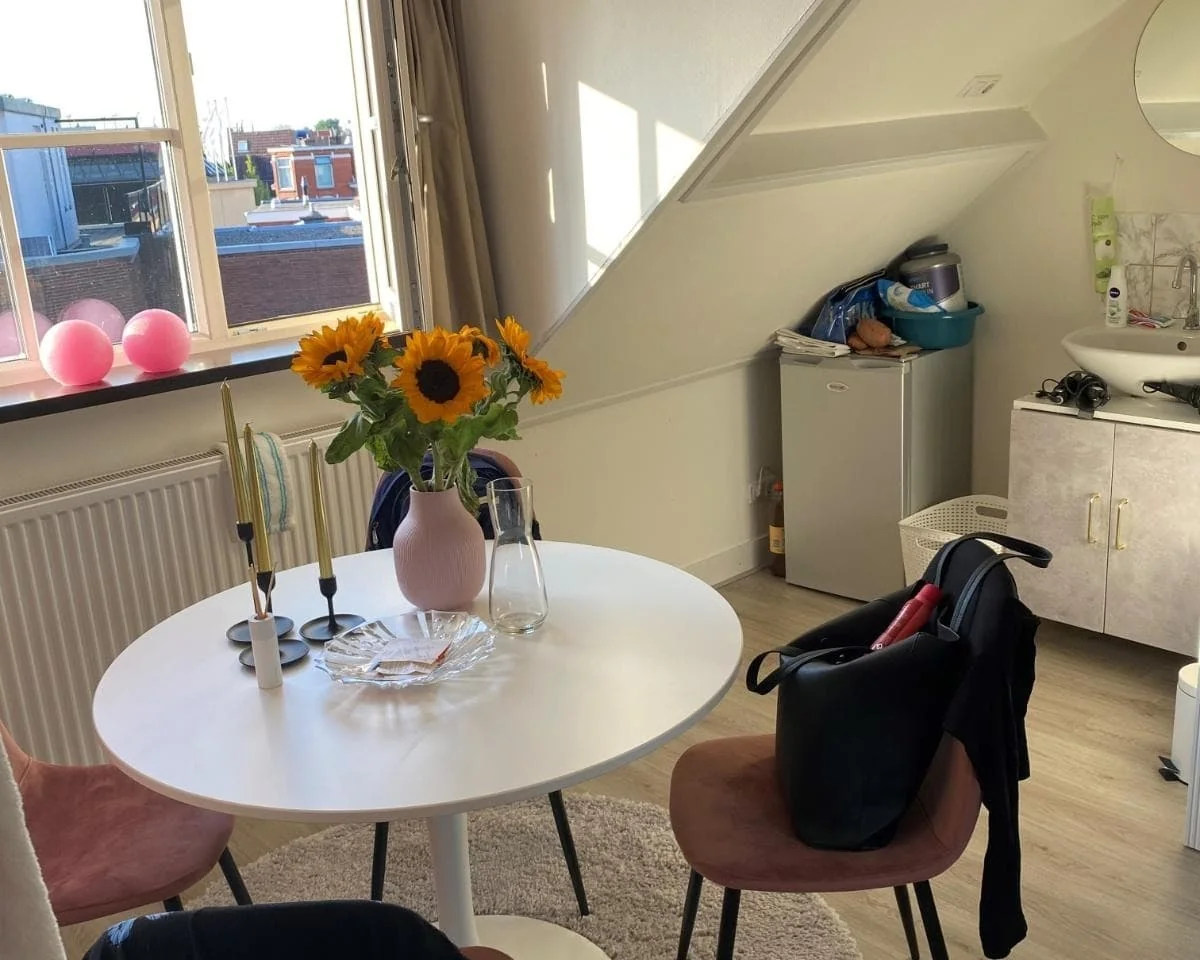 geblurde versie van de foto als achtergrond