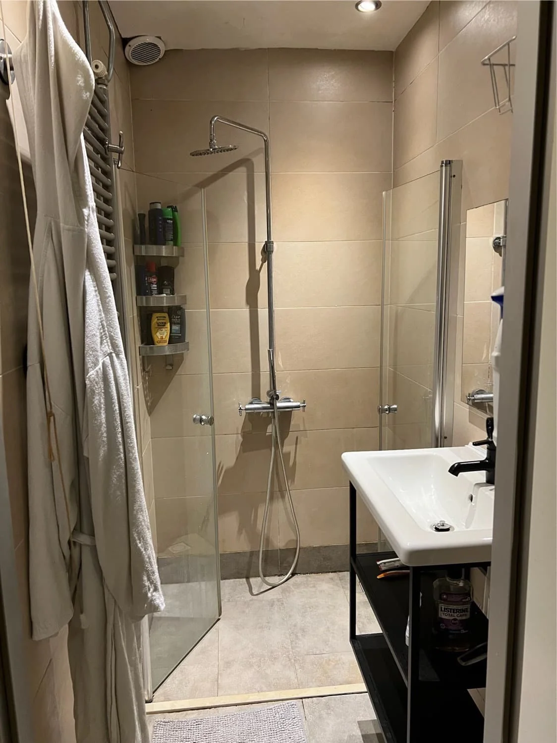 Foto van de Kamer gelegen aan de Meester Marrestraat in Rotterdam