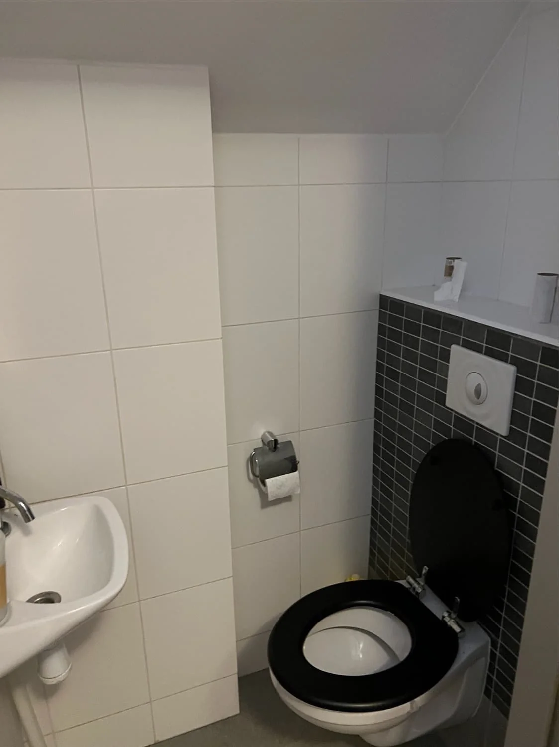 Foto van de Kamer gelegen aan de Meester Marrestraat in Rotterdam