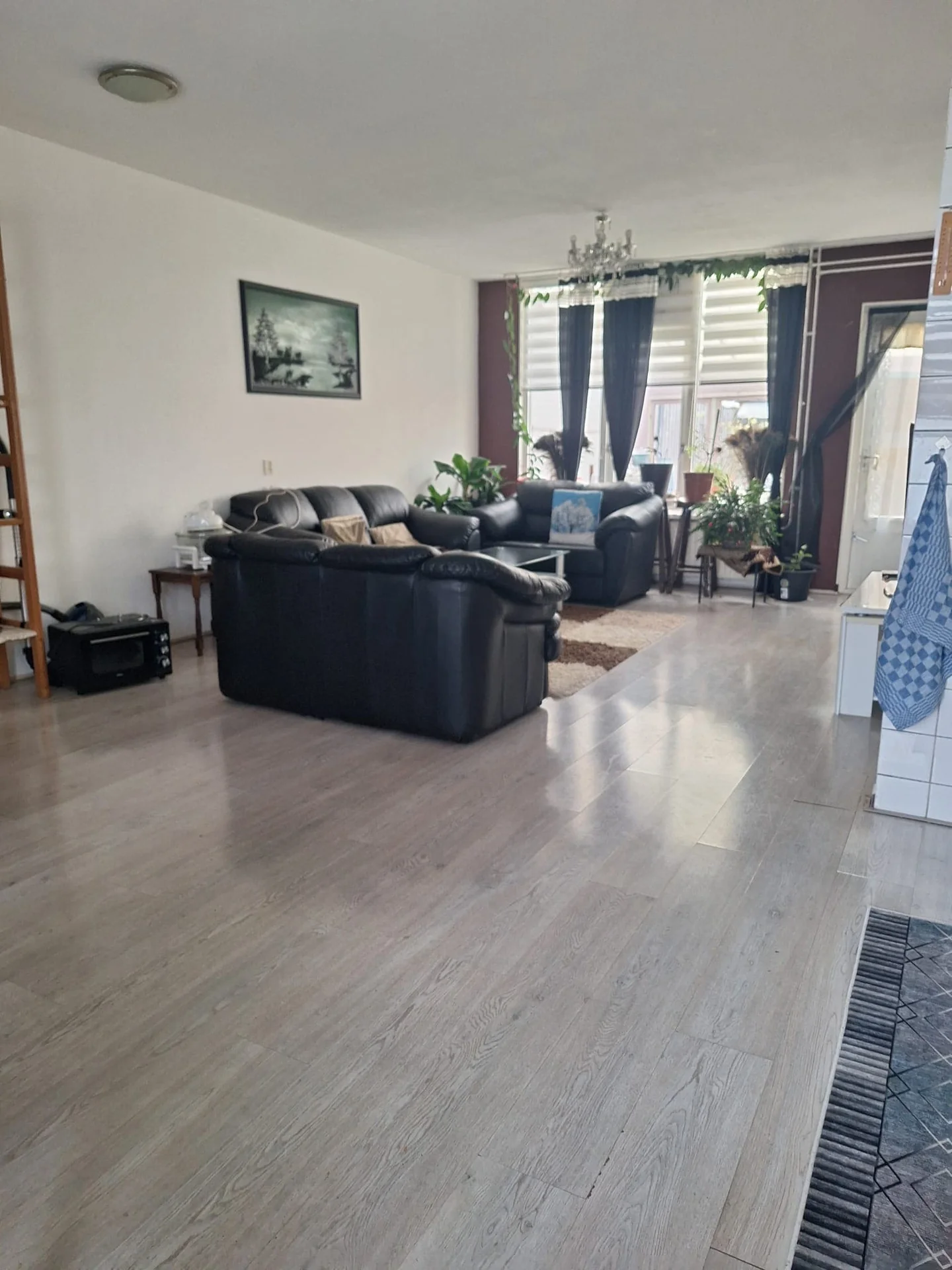 geblurde versie van de foto als achtergrond