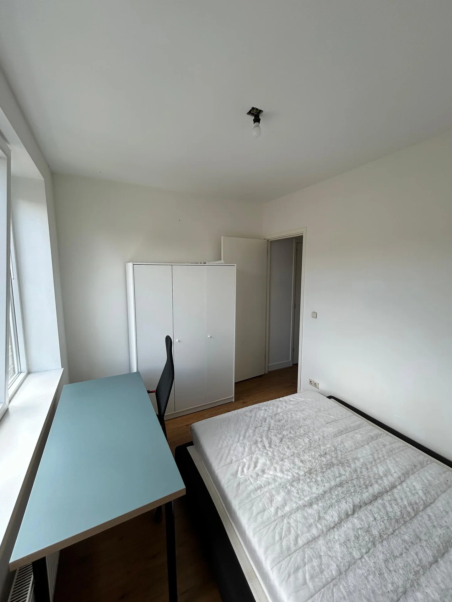 Foto van de Kamer gelegen aan de Admiraal De Ruijterweg in Amsterdam