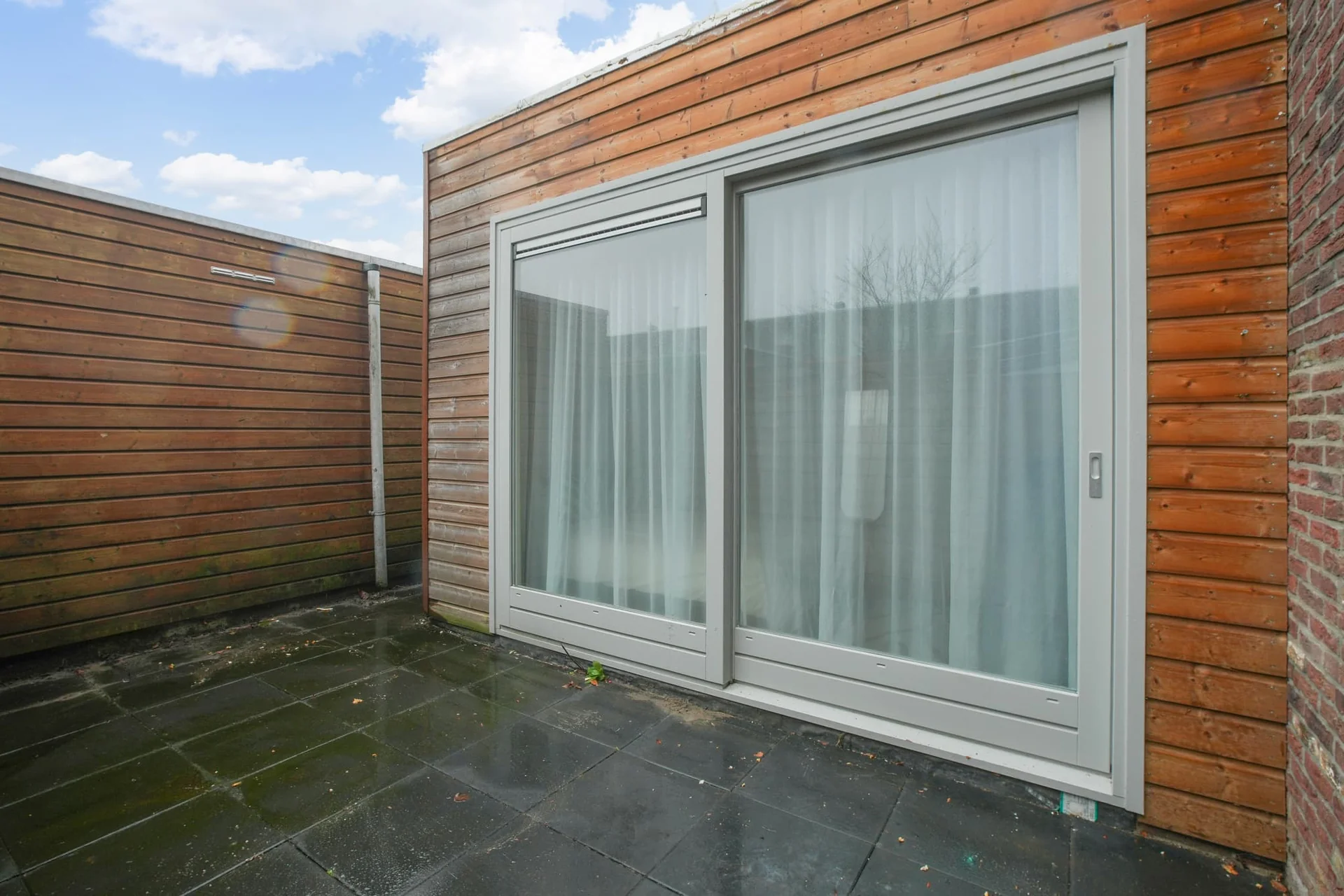 Foto van de Appartement gelegen aan de Dadelpalmstraat in Amsterdam