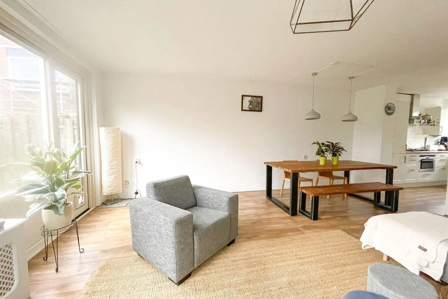 geblurde versie van de foto als achtergrond