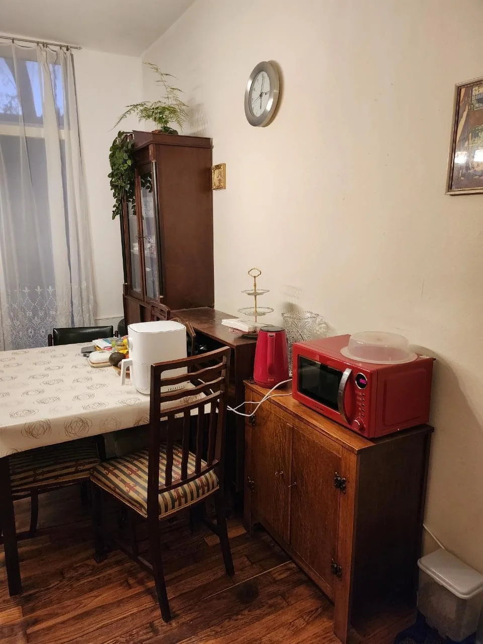 geblurde versie van de foto als achtergrond